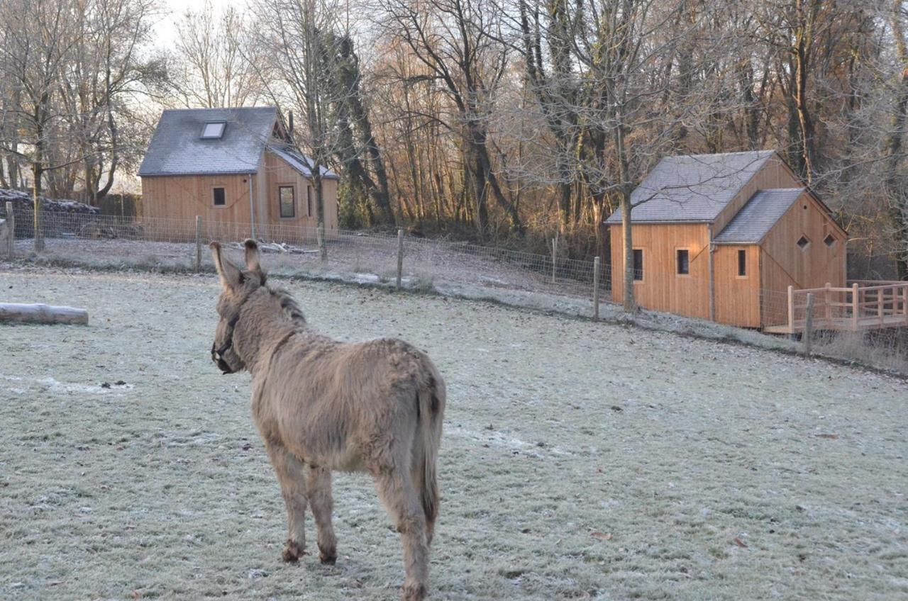 Отель Les Cabanes Des Pierreux Gesves Экстерьер фото